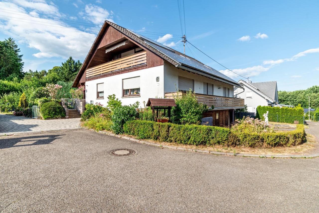 Apartmán Haus Guenter Und Valeria Gossersweiler-Stein Exteriér fotografie